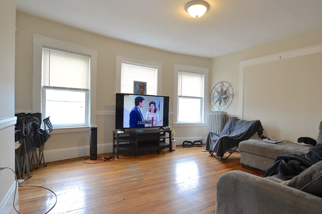 living room - Single room. Available from August 31st. 3 bedrooms, 2 bathrooms Apartments