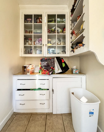 pantry - AFFORDABLE SUMMER SUBLET ROOM AVAILABLE Townhome