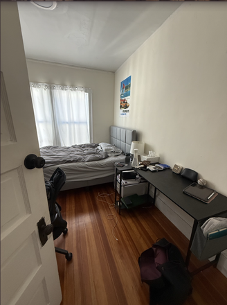 Bed 1 - 5 or 6 Bed Spacious Property Near Tufts Apartments