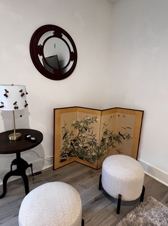 Living room - Sublet Apartment June-July