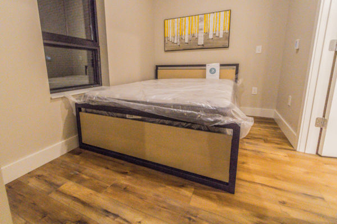 Bedroom - King Street Flats- 1 Bed 1 Bath- 1 Minute Walk from Campus Apartments