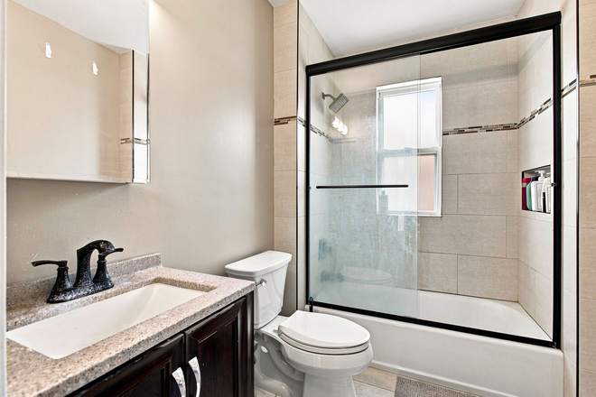 Bathroom - VERY NICE HOUSE WITH OVERSIZED BEDROOMS!