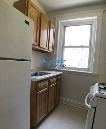 Kitchen - Studio on Boylston with Heat & Hot Water!! NO FEE!!