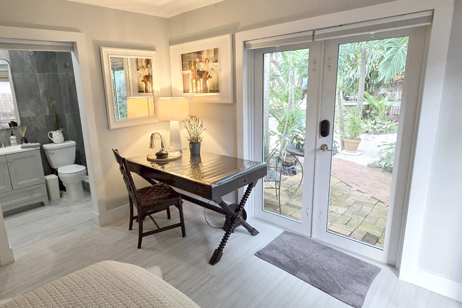 Living and Working Space with beautiful garden views - Please text for faster response, MARCEL 305.297.0719
