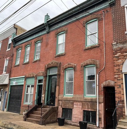 Front - 4-Bedroom with Shared Outdoor Patio