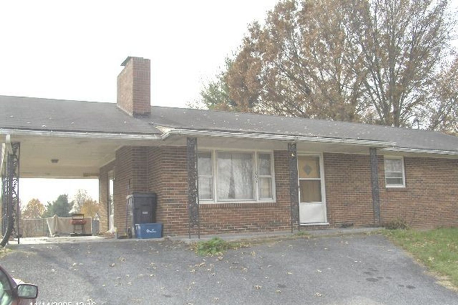  - 3 Bedroom 1.5 Bath House