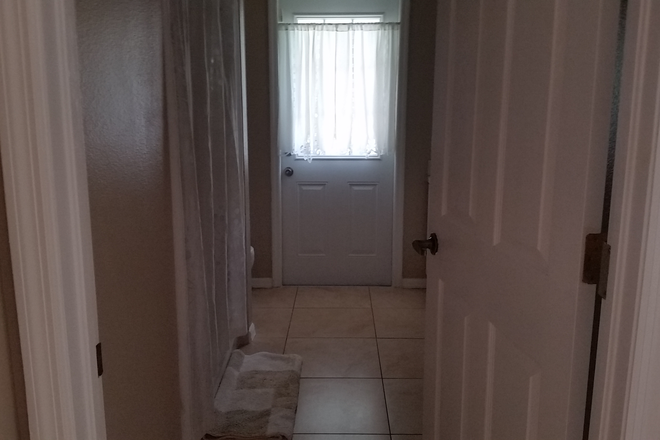 Private bathroom - Single family home,  3 bedrooms and 2 full bathrooms
