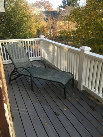 Private Balcony - 812 Gaffield Street House