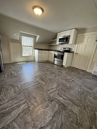 Kitchen - 39 Middle Street Unit 2 Apartments