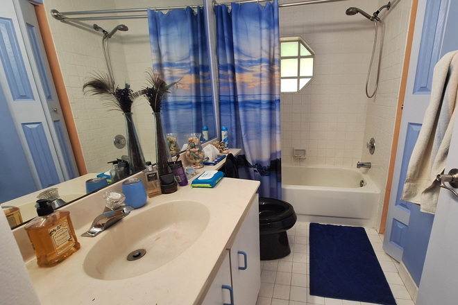 Bathroom - Boca Landings Completely Furnished All Included, Female House