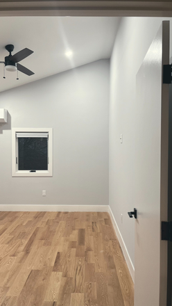 Right side of room - 258 Main St, Medford, MA (Looking for Subletter) Apartments