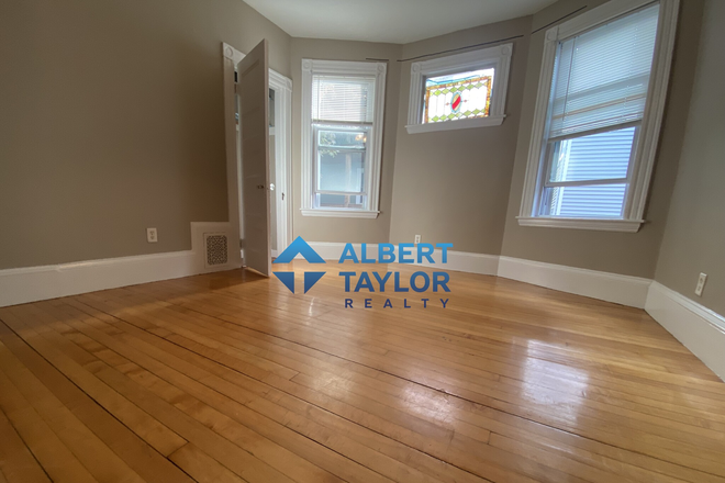 Bedroom #3 - Low-Budget 4 bedroom on Parker Hill Terrace!!