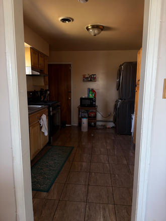 Kitchen - AVAILABLE AUG 2026!! 3 bed, 1 bath, big yard with two open rooms! Very close to campus!