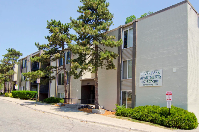 Street View - River Park Apartments