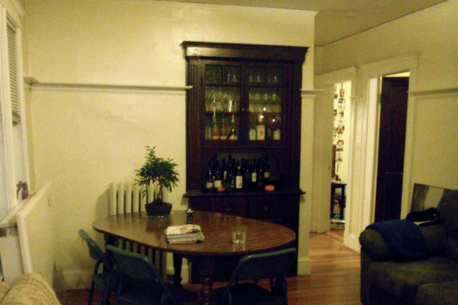Apt 1 Common Area - 38 Chetwynd  RD - 3BR & 4BR apts.  No Fee