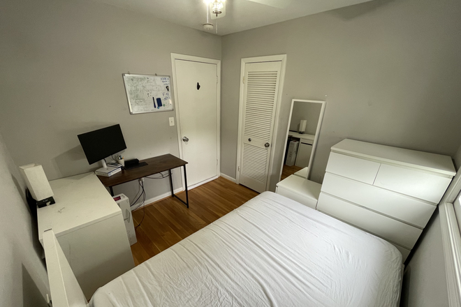 Fully Furnished Bedroom - $75 off first and second month’s rent!!! Furnished bedroom with semi private bathroom House
