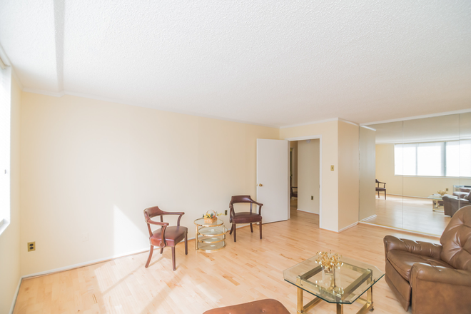 Bedroom 2 with living room area - Walking distance GW, Georgetown, Great price.Mint. Amenities. Ideal med, Condo