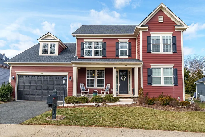 Front of House - Spring Creek Golf community, Single Family Home Rental