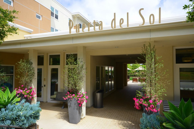 Office - 2 Bed - 2 Bath Shared Bedroom Shared Bathroom Puerta del Sol Apartments – Female Only