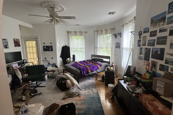 main room - Master Bedroom Sublet, Mission Hill