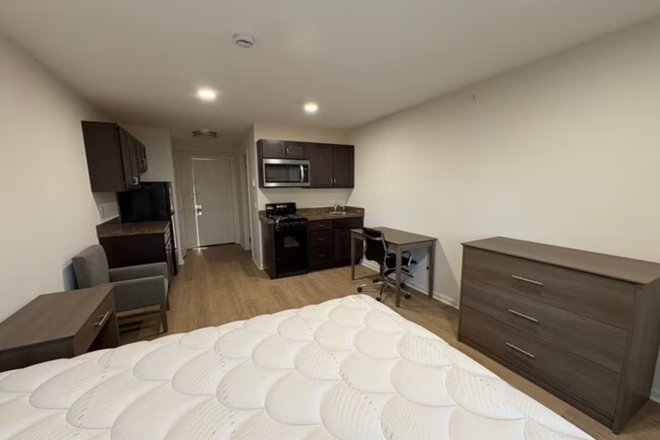Studio Bedroom - Pleasant Hill Apartments Lease Takeover