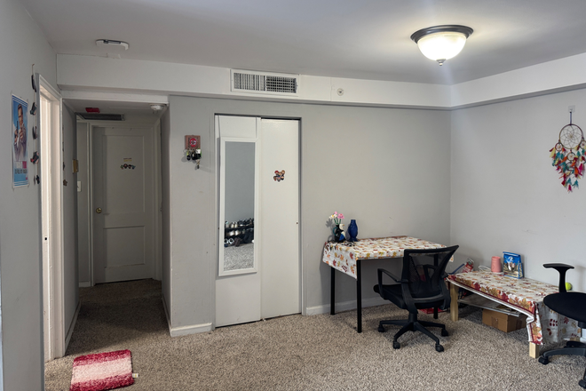 Hall - Graduate Hills Apartments