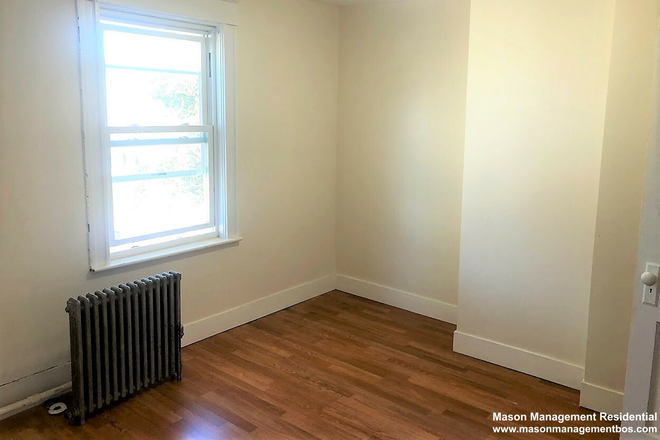 Bedroom - September 1! Great deal on a lower Allston 5 bed! Apartments