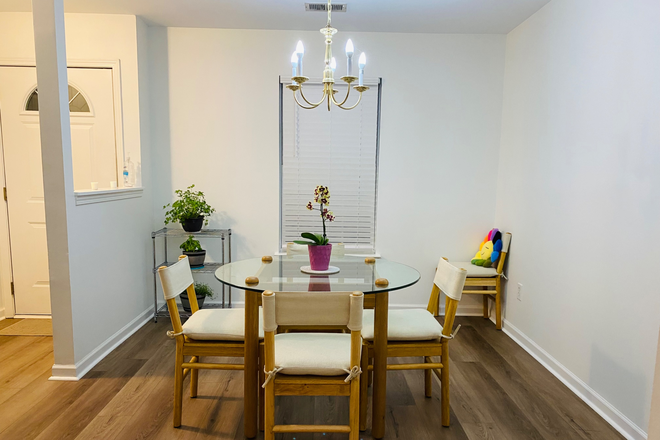 Dining Room - Meridian Place Townhouse