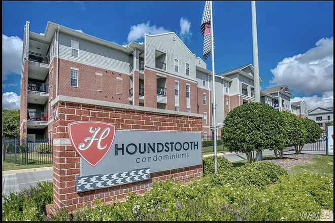 Houndstooth entrance - 2Bed 2Bath condo in Houndstooth