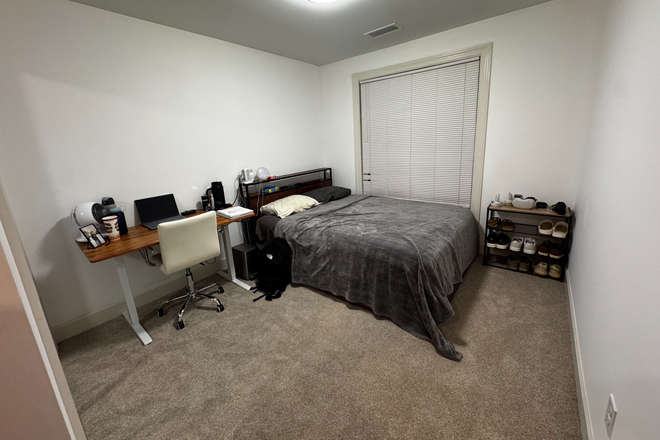 Bedroom - 1725 JPA 4bed/4bath Spring 2026 Sublease, 5 minutes from E-Way and 10 minutes to Central Grounds Apartments