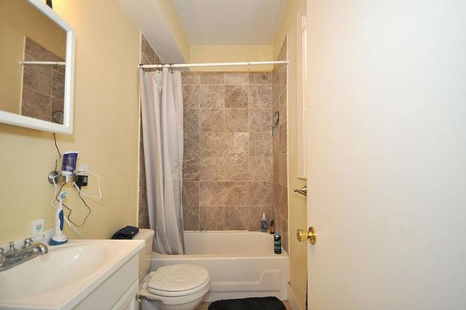 Image 869603 - Bedroom Available at 163 Calumet Street for $1025 Apartments