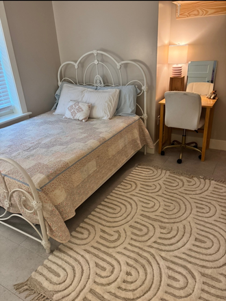 1 bedroom apartment - 1BR Lease Takeover – Downtown Harrisonburg (Near JMU)