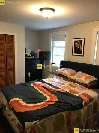 Bedroom - Brighton 3 Bed Foster St Apartments