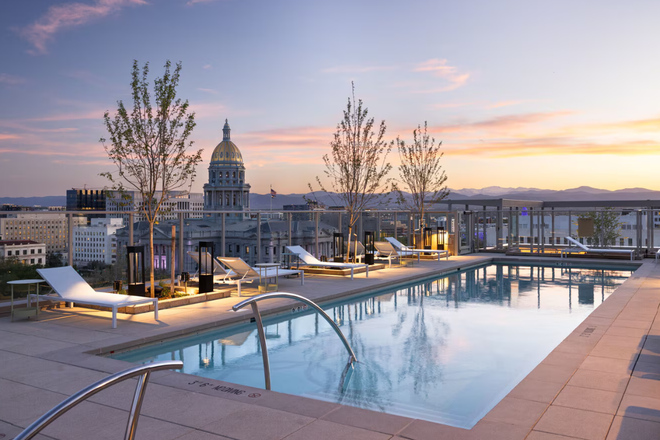 NOVEL Uptown - NOVEL Uptown by Crescent Communities Apartments