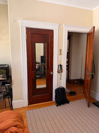 Bedroom, closet and entrance. - One bedroom available for Summer sublet in a 4b 1b house
