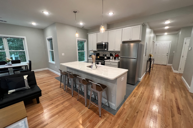 Living - 16 Hamilton Road Apartments