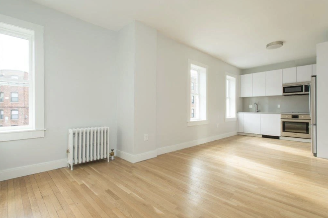 Kitchen - South Street Apartment