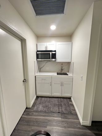 Kitchen - Rooms for Rent near UCR (condo)