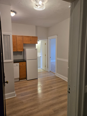 Call NOW for showings! 617-236-8550 - COMM AVE - *NO FEE* GREAT DEAL ON TRUE 2BR IN PACKARDS CRNR  *AVAIL NOW* W/ LNDRY IN BLDNG, H&HW INC Apartments