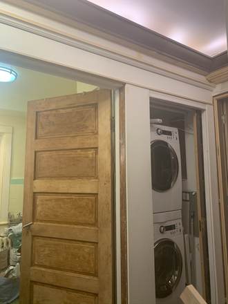 Washer/dryer - Furnished room for female Princeton University affiliate-Green St-Princeton House