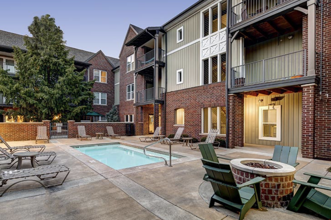 hot tub - The Lodges of East Lansing Apartments