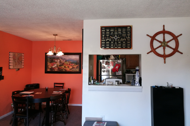 Dinning Area - 1BR 1BA Apt Ravens Crest Dr. Plainsboro