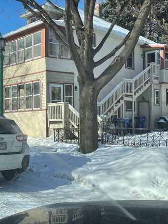 Two story with two identical units. - Cute 2-unit (2 bedrooms each unit) duplex near St. Thomas, on bus line & bike lanes