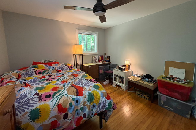 Bedroom 2 - Lease Takeover! 2 Bedroom 1 Bathroom on Bim Street Apartments