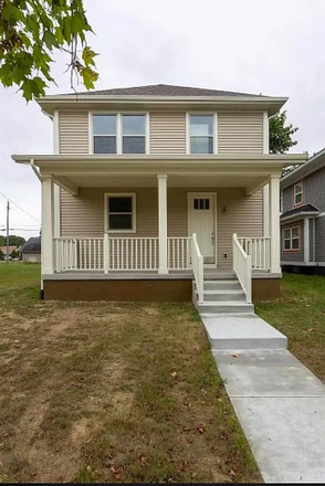 Front view - 3 Bed 1.5 Bath in Near Northwest Neighborhood - Perfect for Grad Students!