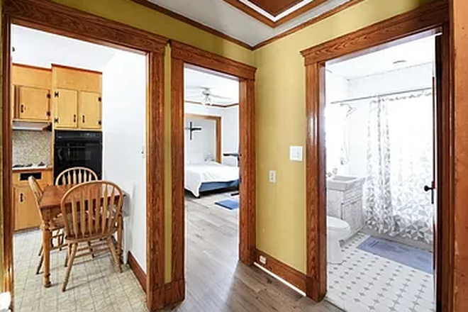 Bathroom and kitchen access - Spacious room with balcony less than five minute walk from campus House