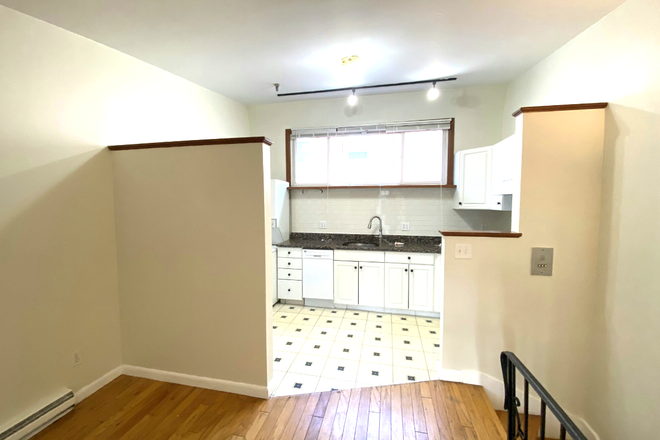 Kitchen - Spacious 3 bedroom on Symphony w/ deck & laundry in unit! Rental