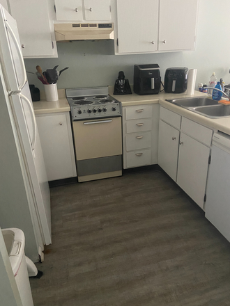 KItchen - College Place Condominiums