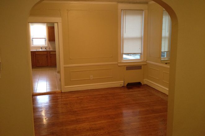 dining room - 5752 Woodbine Ave House