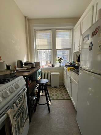 Kitchen. - Lovely One-Bedroom Apartment Near Harvard Law